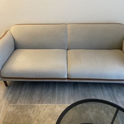 Nielsen Modern Sofá