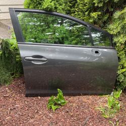 Parts 2013 Honda Civic Door Front passenger side