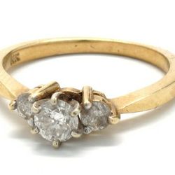 Ladies Diamond/14K Gold Engagement Ring