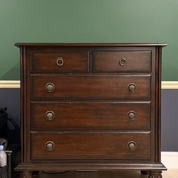 Tommy Bahama Chest