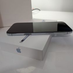 UNLOCKED iPhone 17 Air