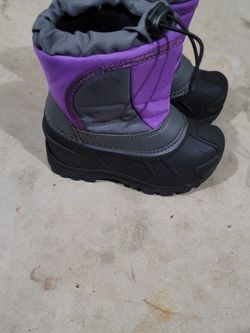 Child Snow Boots Worn Once