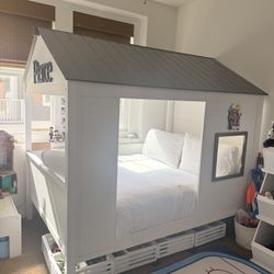 Kids House Bed - Full Size 