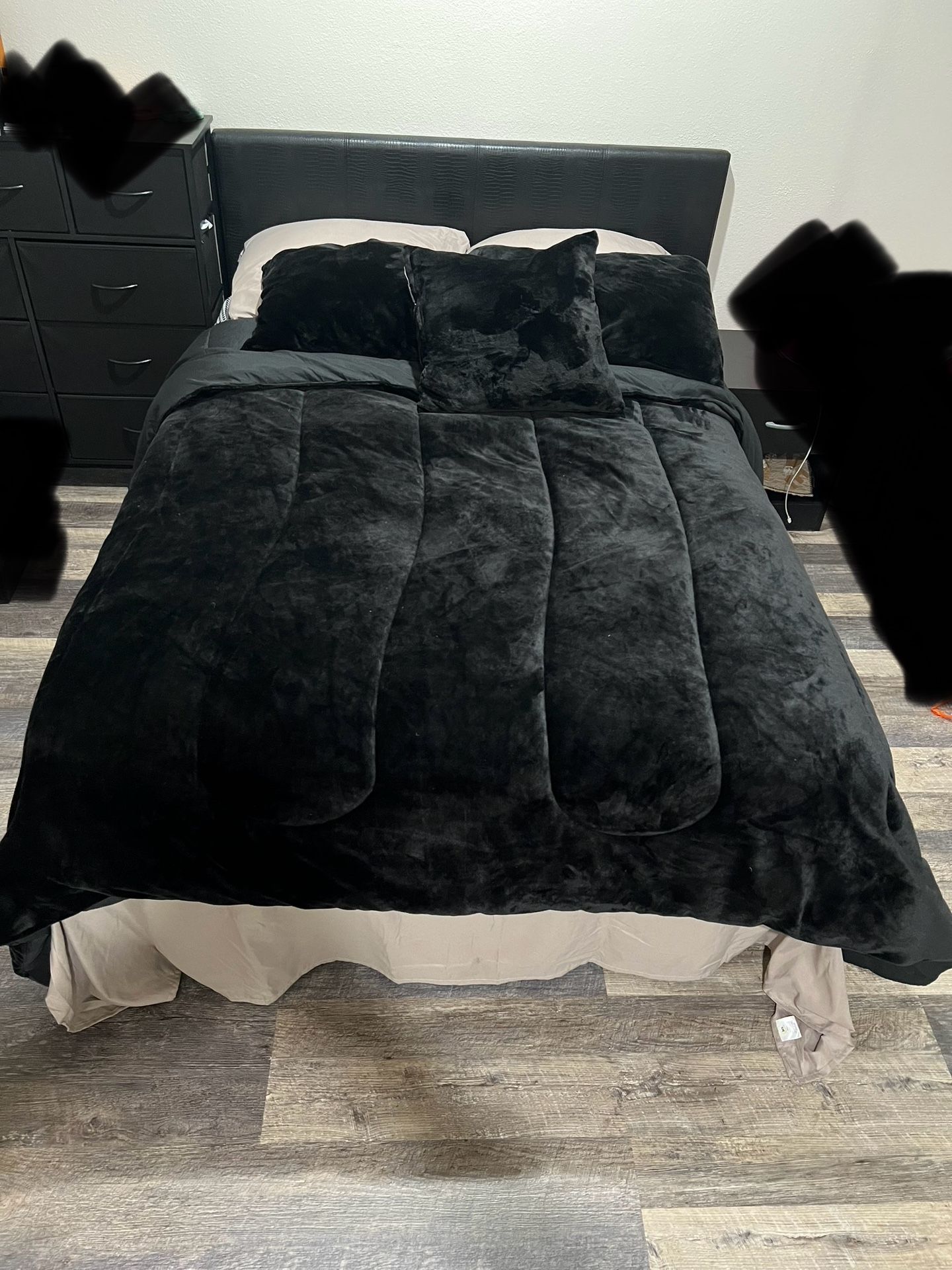 Full Size Bed With Bed Frame