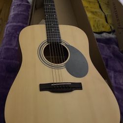 Acoustic guitar 