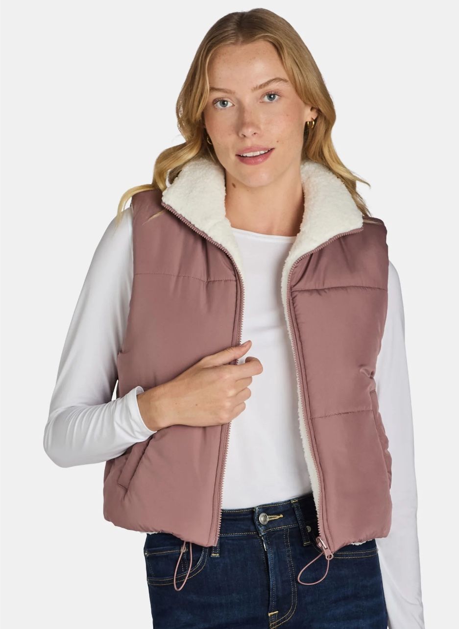 No Boundaries Reversible women’s Vest size XS 0-2 New with tags Teddy fleece
