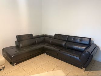 Black Leather Sectional Couch
