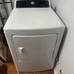 $150  OBO Digital Frigidaire Dryer - Runs Perfect