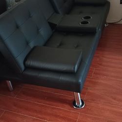 Futon with cup holder