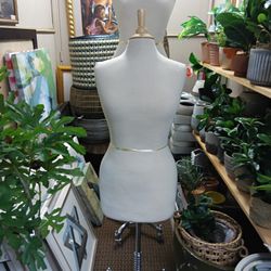 Dress Form Mannequin