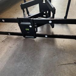 Swivel  (tv mount)