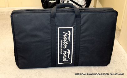 Trailer Trash Pedalboards ProSeries 30" x 18" Pedal Board with soft case board and case has light wear, little bit dusty, Excellent condition overall