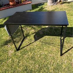 Computer desk new 