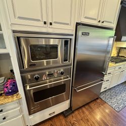 Viking appliances refrigerator , dishwasher ,built in oven and micro. 