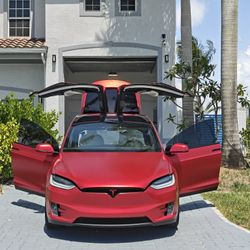 2021 TESLA X LUDICROUS 