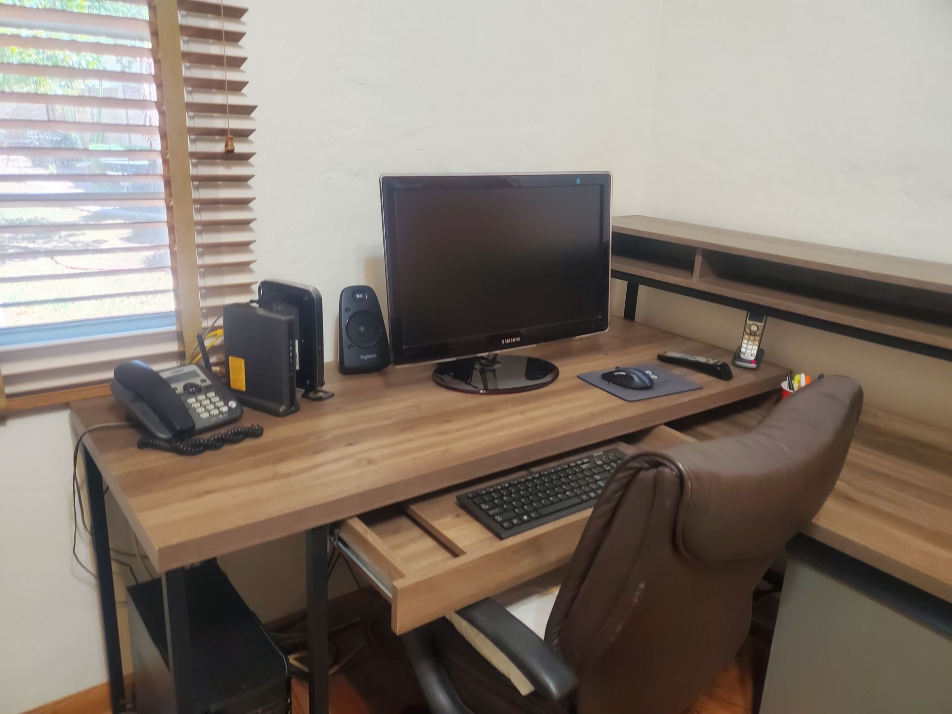 Desk Nice