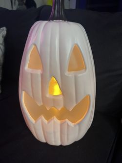 Halloween Decor Light 💡 Up White Beutifull 