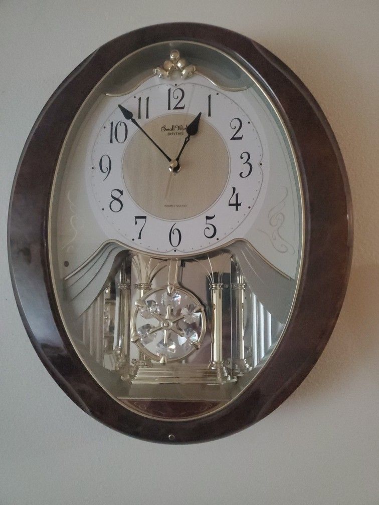 Rhythm Small World Musical Clock