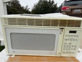 Free Microwave Works Great! (No Handle)
