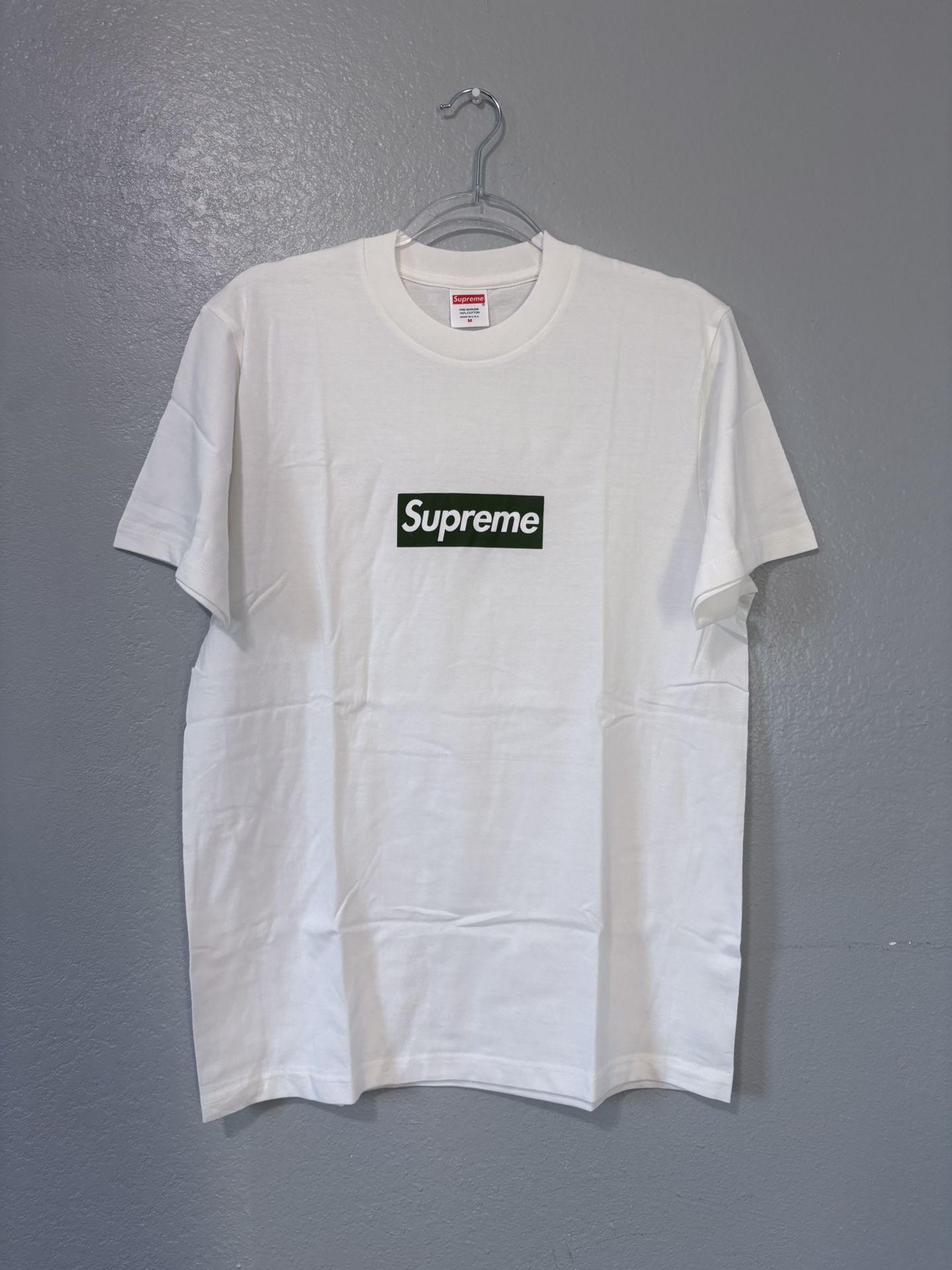 Supreme Berlin Box Logo Size M