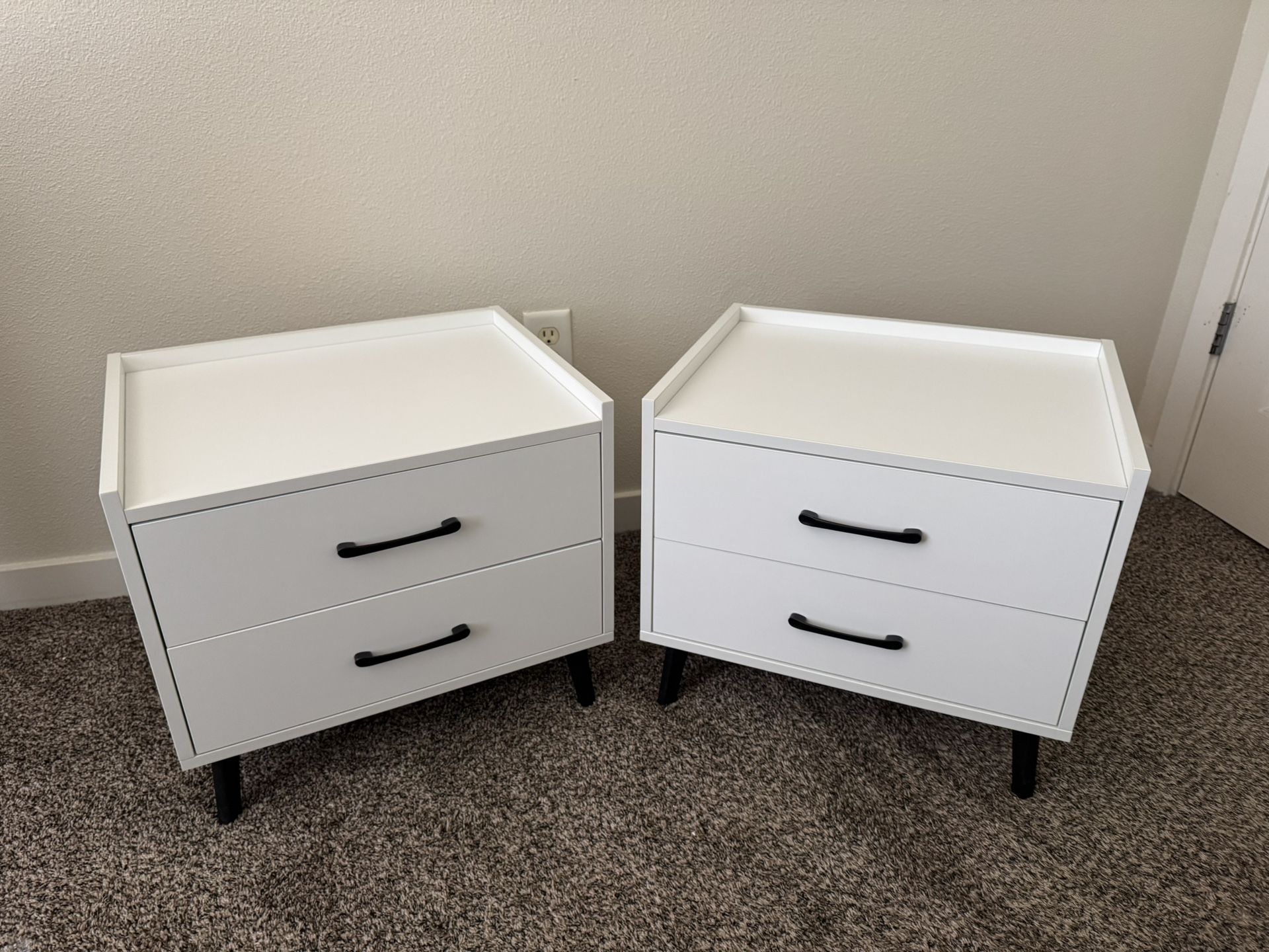 Flexible on price – message me! Set of 2 White Nightstands with Storage Drawers