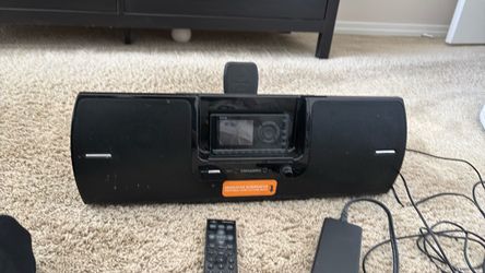 Sirius XM radio base