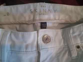 THE SKINNY ANKLE WHITE BLACK JEANS