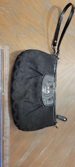 Coach Matching Wristlet And Coin Purse