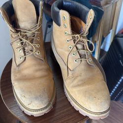 USED TIMBERLAND WORK BOOTS 