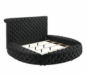 Black Velvet Round Queen Bed
