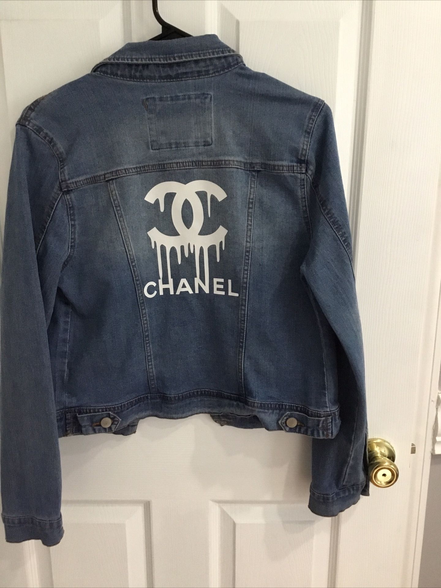 WOMENS CHANNEL INSPIRED DENIM JACKET - SIZE SMALL