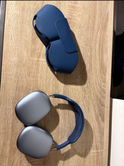 Authentic AirPod Maxes