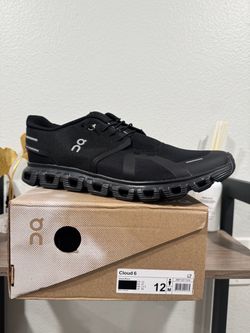 On Cloud 6 Sneakers All Black Size 12