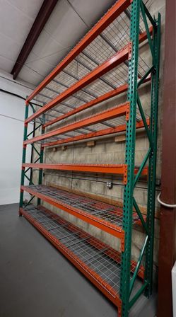 Pallet Racks/ shelving