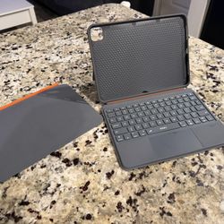 Case With Teclado Bluetooth para iPad A16