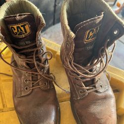 Boots Cat 