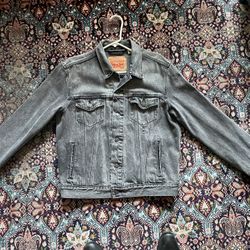 Levi’s Distressed Light Grey Trucker Jacket