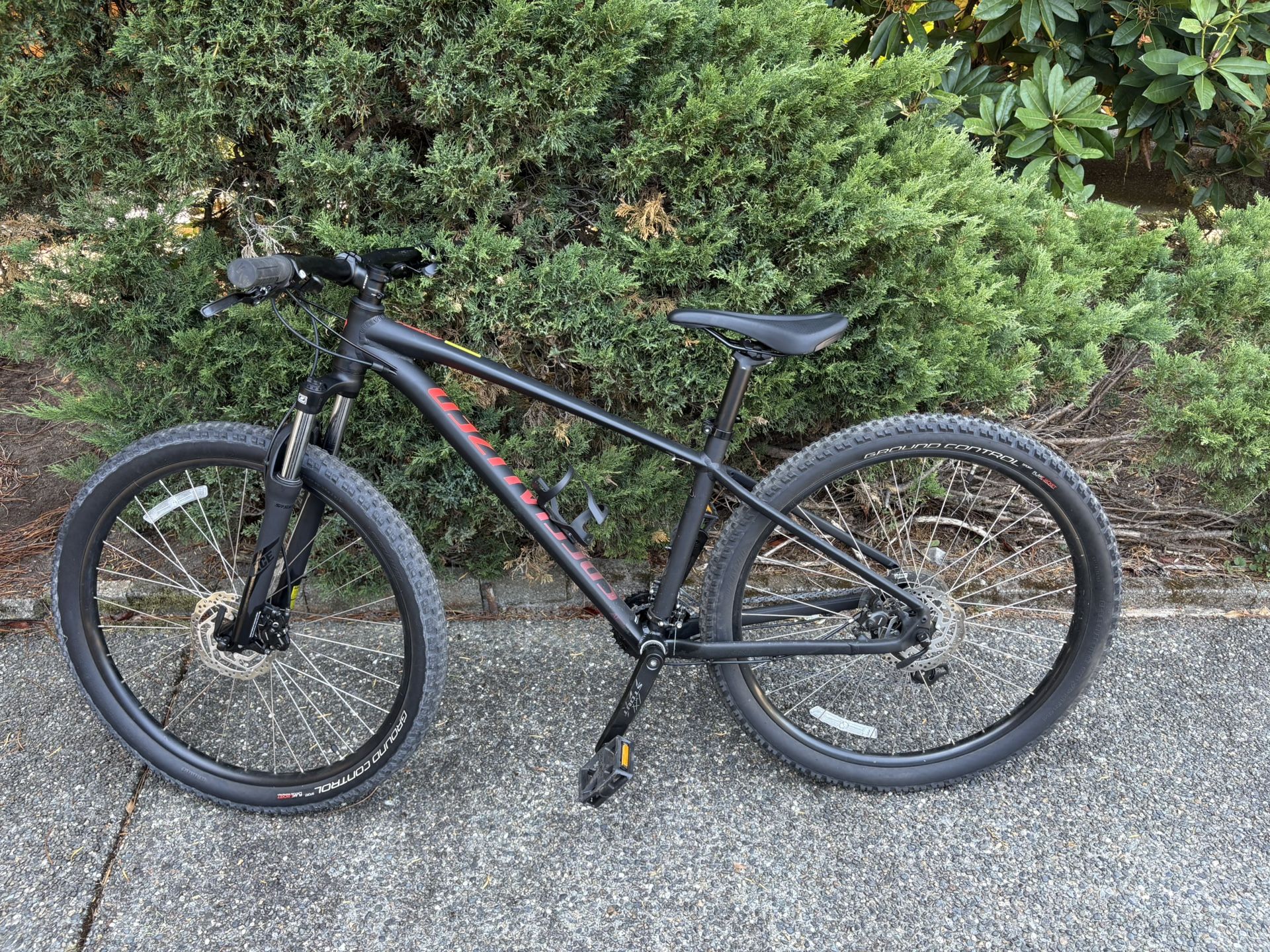 Specialized Pitch Bike