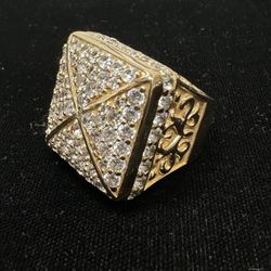 Ring Yellow Gold 14K Cluster Style 