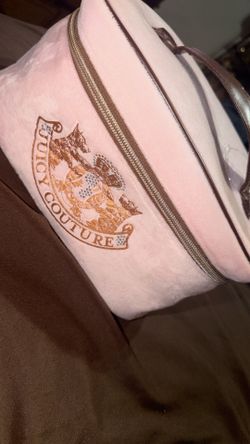 Pink juicy couture makeup bag