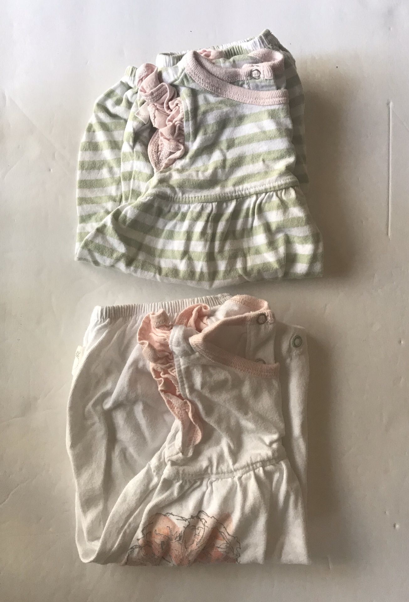 Burt’s Bees Baby set of 2 Rompers 3-6 Months- Brand New