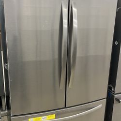 New Frigidaire French Door Refrigerator 