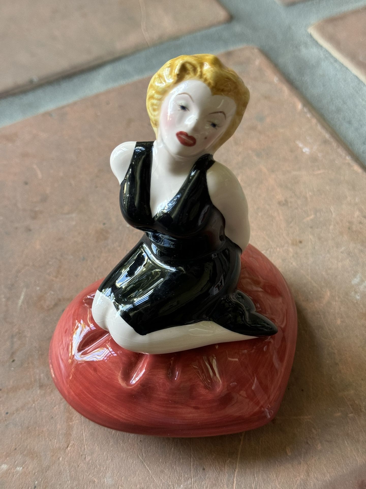 Vintage 1996 Clay Art Marilyn Monroe Salt & Pepper Shakers 