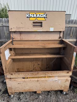 Knaack Model 89