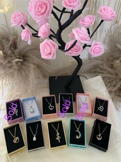 Necklaces silver 9.25 and high quality