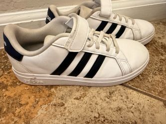 Girls Shoes