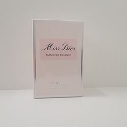 Miss dior blooming bouquet
