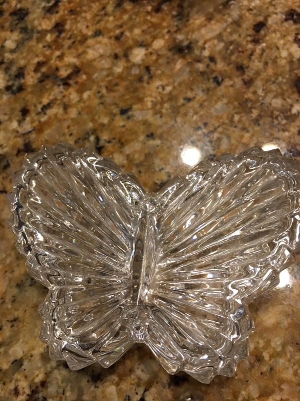 Crystal glass butterfly box  Like New Condition   Great