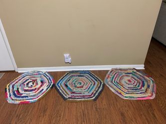 Hexagon Rag Rugs 27”—29” Wide