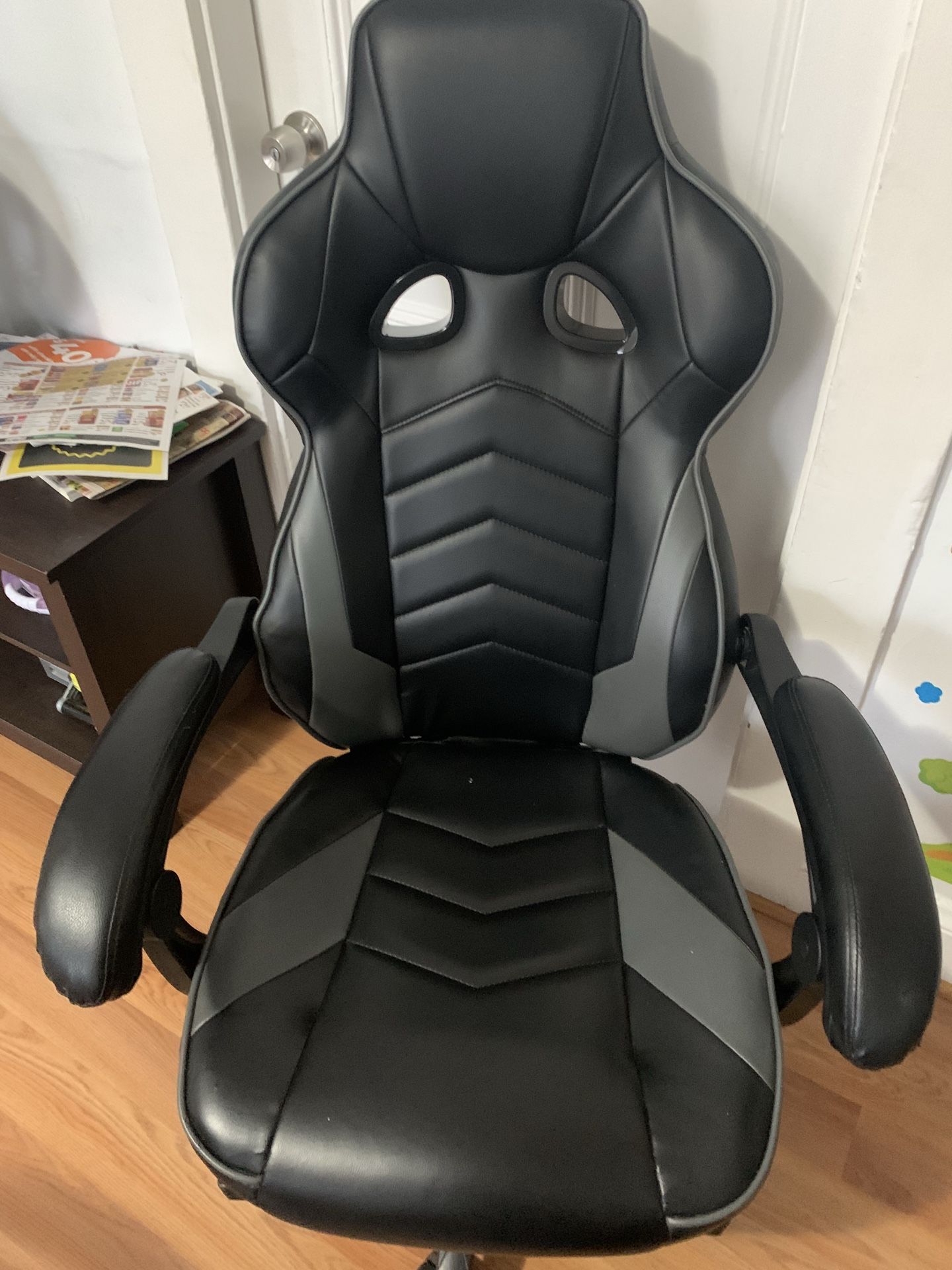 Game chair